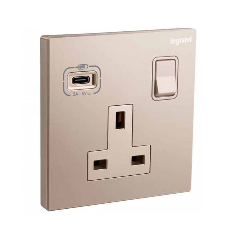 Legrand Galion逸景 單位13A蘇面帶開關連USB-Type C