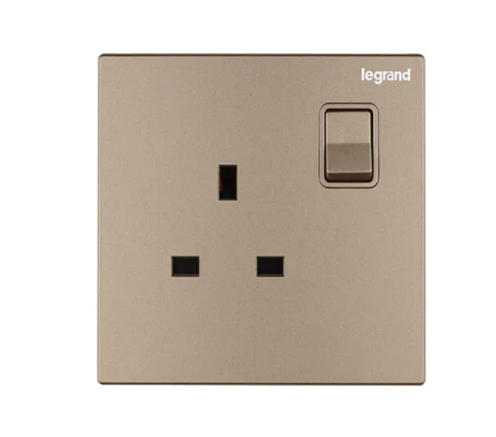 Legrand Galion逸景 單位13A蘇面帶開關