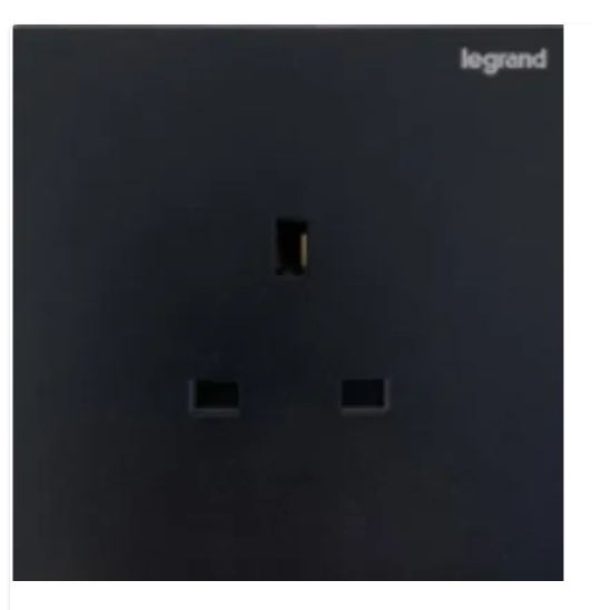 Legrand Galion逸景 碳素黑 單位13A蘇面