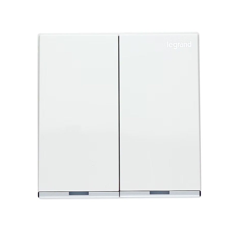Legrand Galion逸景  兩位20A雙極開關掣帶LED燈